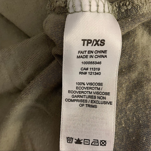 DYNAMITE | Olive Green cropped tee size XS - Picture 6 of 6